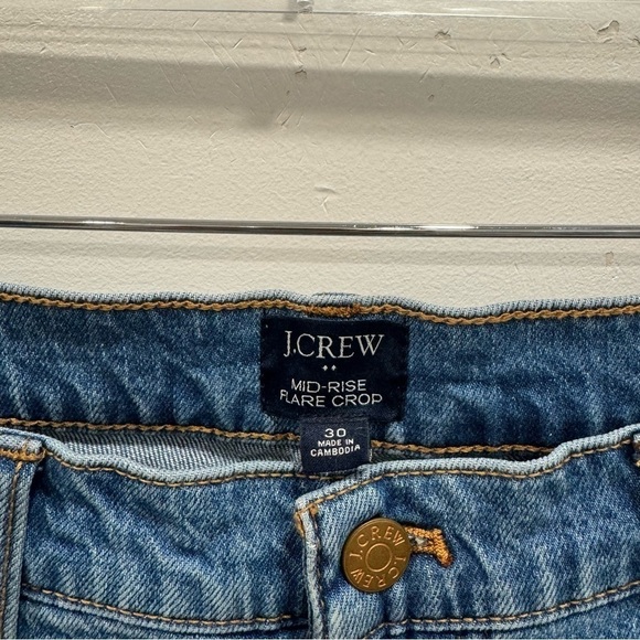 J. Crew Mid-Rise Flare Crop Jeans Distressed Knee Size 30 - Picture 5 of 9